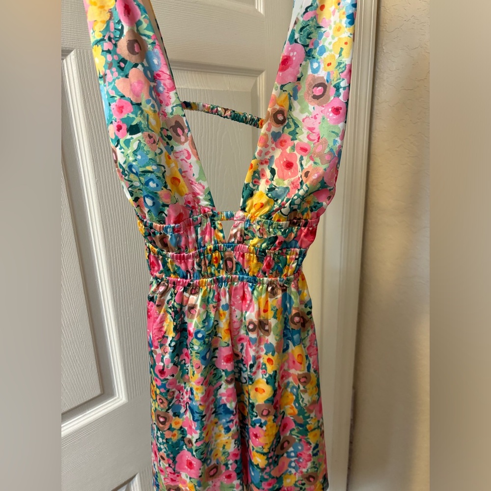 Genovia floral mini dress beginning boutique- size 6